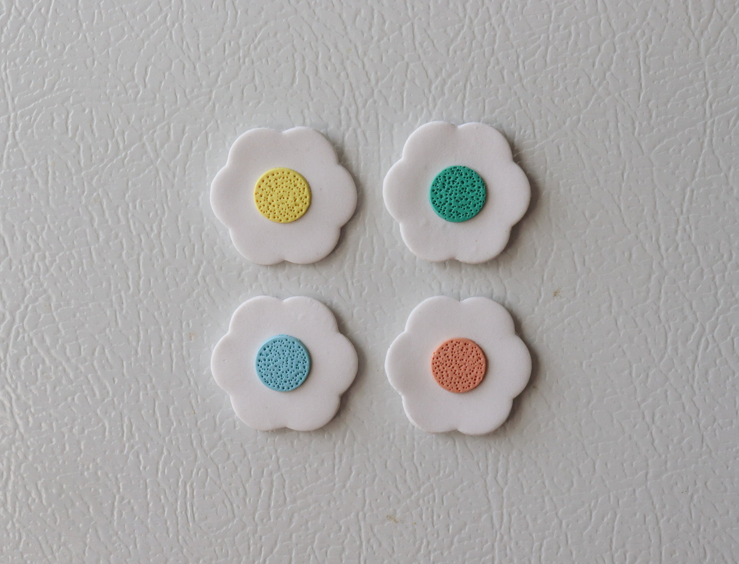 Minimalist Flower Polymer Clay Fridge Magnets (Set of 4)