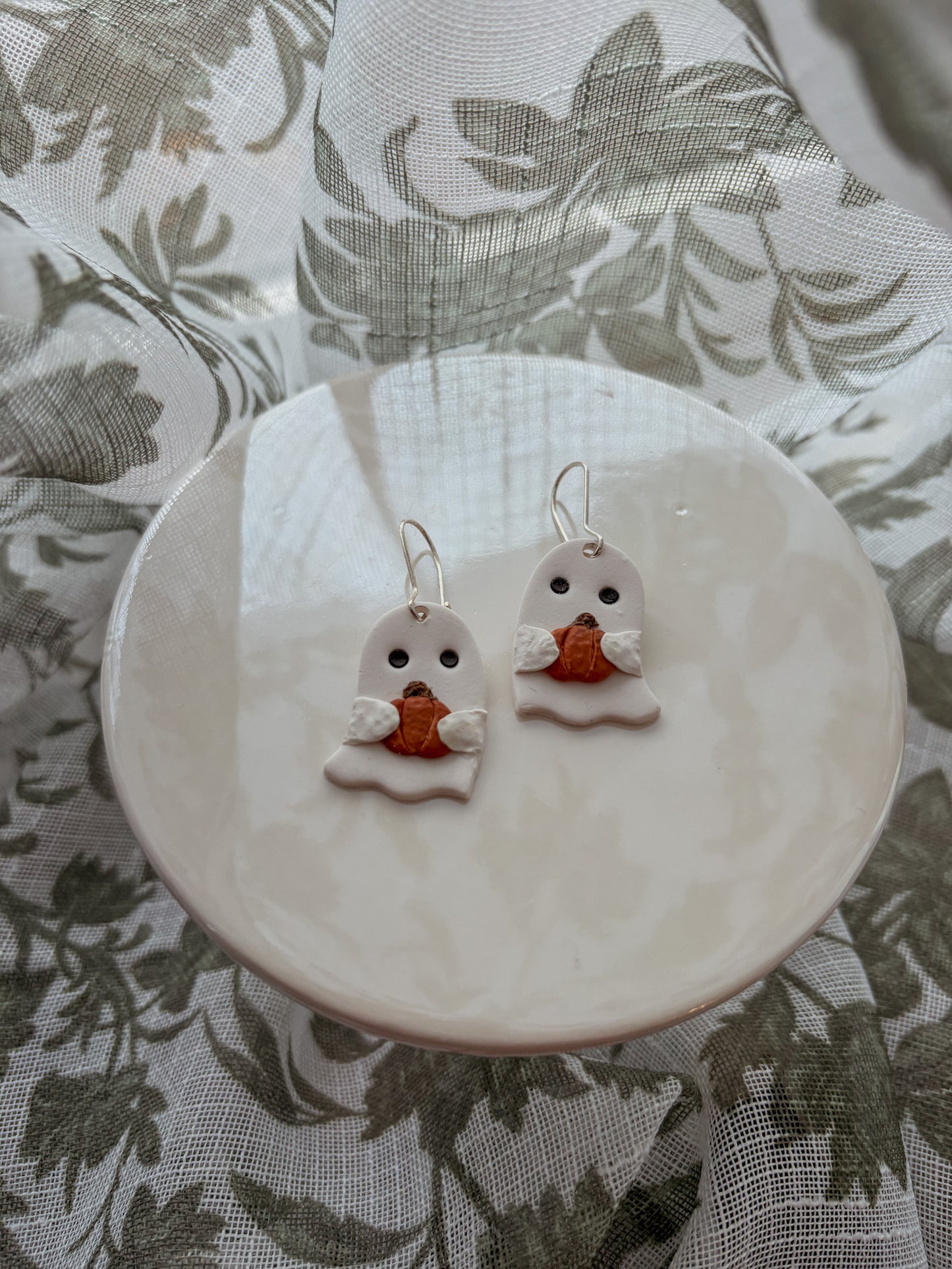 Ghosties!