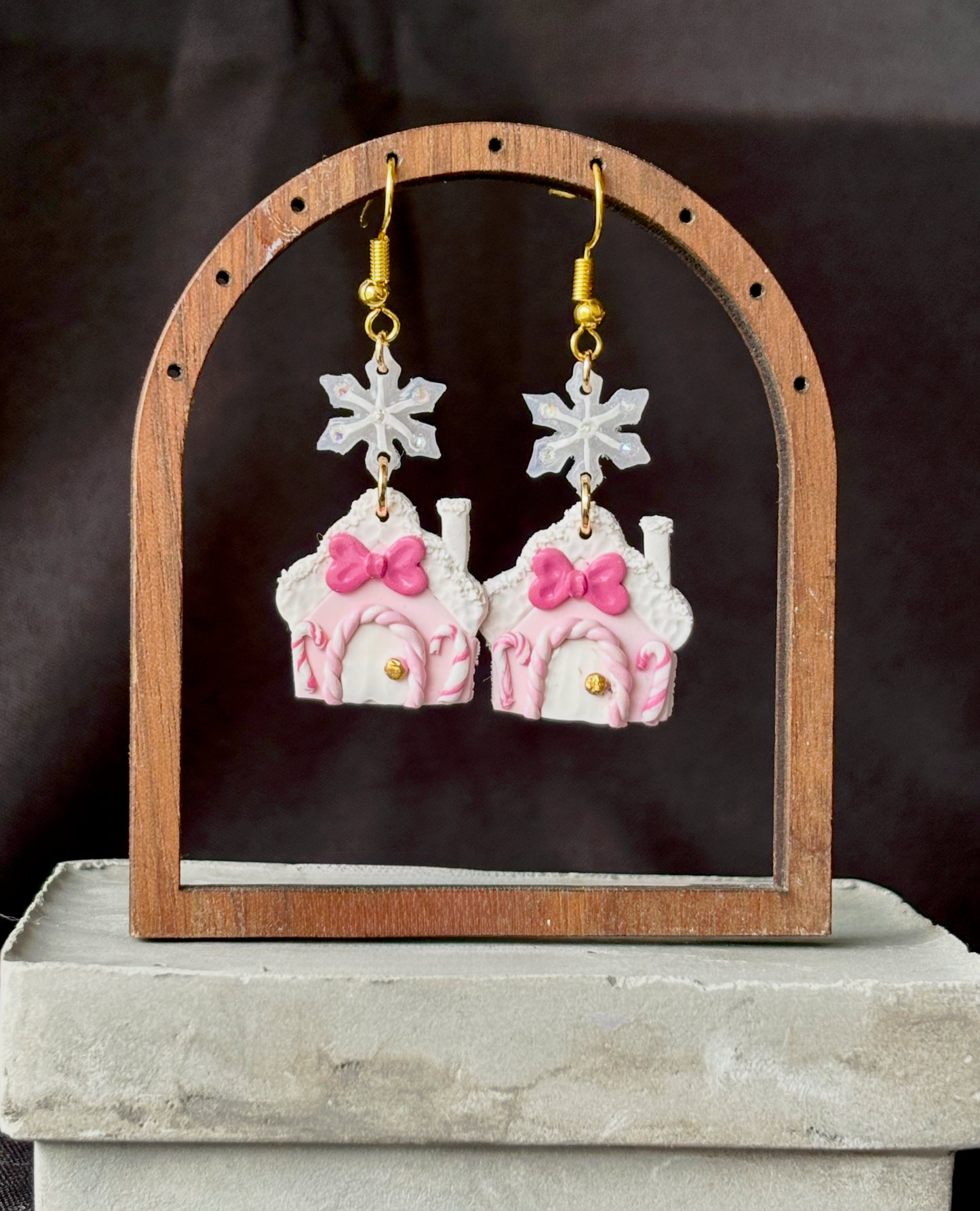 Peppermint Cottage - Dangles