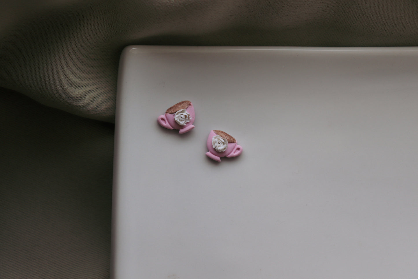 Tea Cups (Studs)