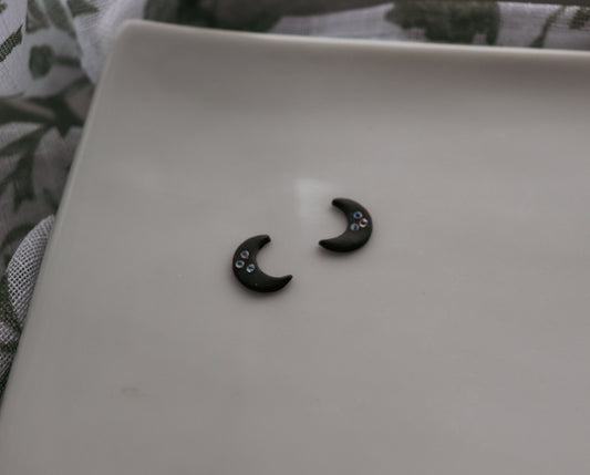 Crescent Moons (Studs)