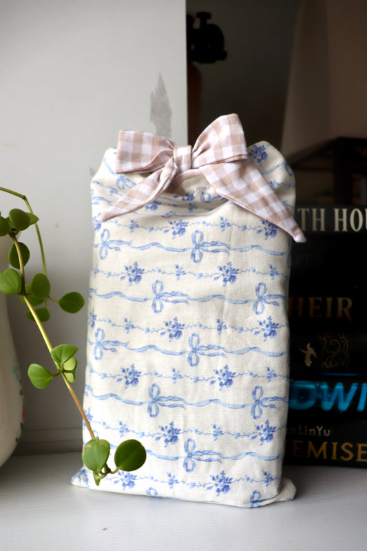 The Story Keeper – Bow Closure