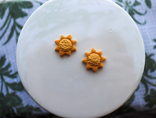 Sunshine Studs